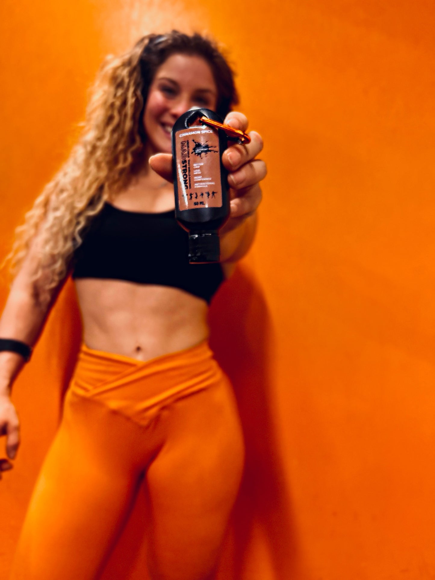 LIQUID CHALK / Lightweight Beige - Cinnamon Spice