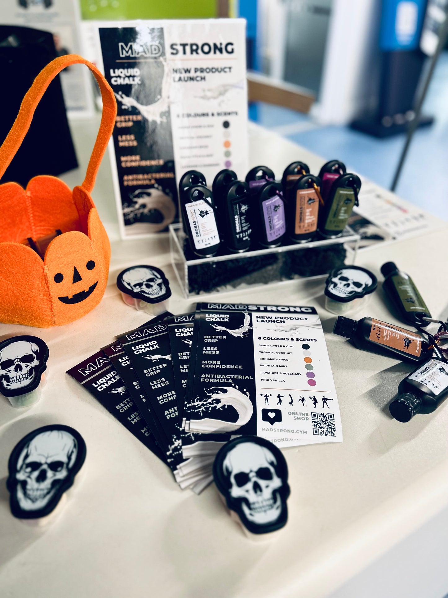 LIQUID CHALK / Lightweight Beige - Cinnamon Spice